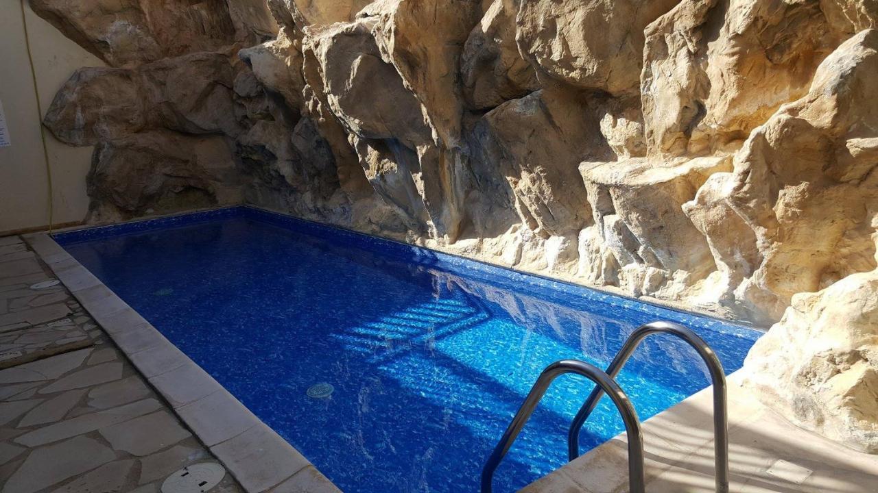 C5 Vanessa Poolside Apartment Peyia Bagian luar foto
